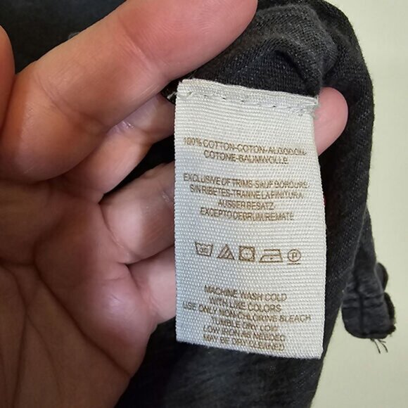 Free People Women's Sleeveless V-Neck Cutout Blouse Top Black Size XS Oversized - Picture 5 of 5